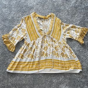 Size: Small Boho Style Shirt